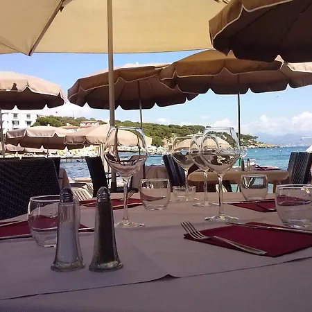 Du Levant Hotel