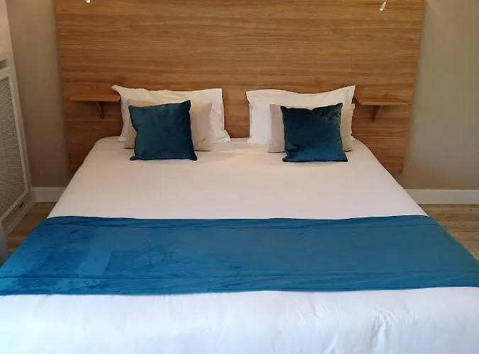 Du Levant 3* Antibes